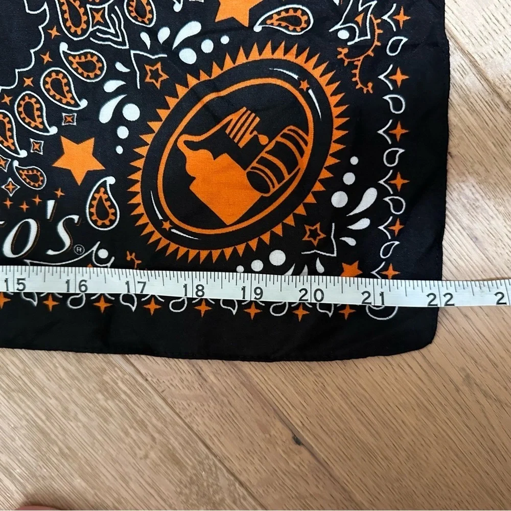 TitoS tito scarf